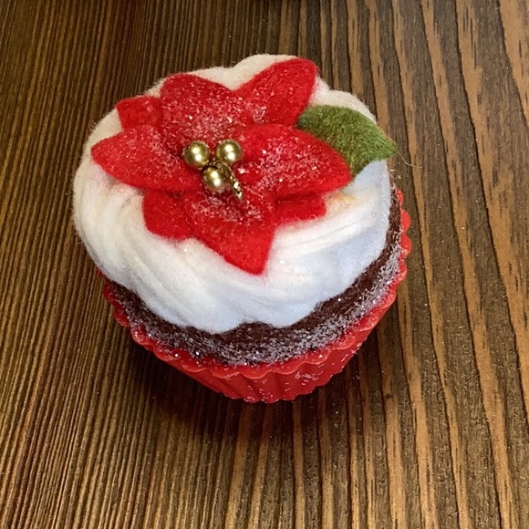 FINAL SALE PRICE Hallmark Cupcake Ornament & Nathan Water Bottle Holder - Picture 8 of 9